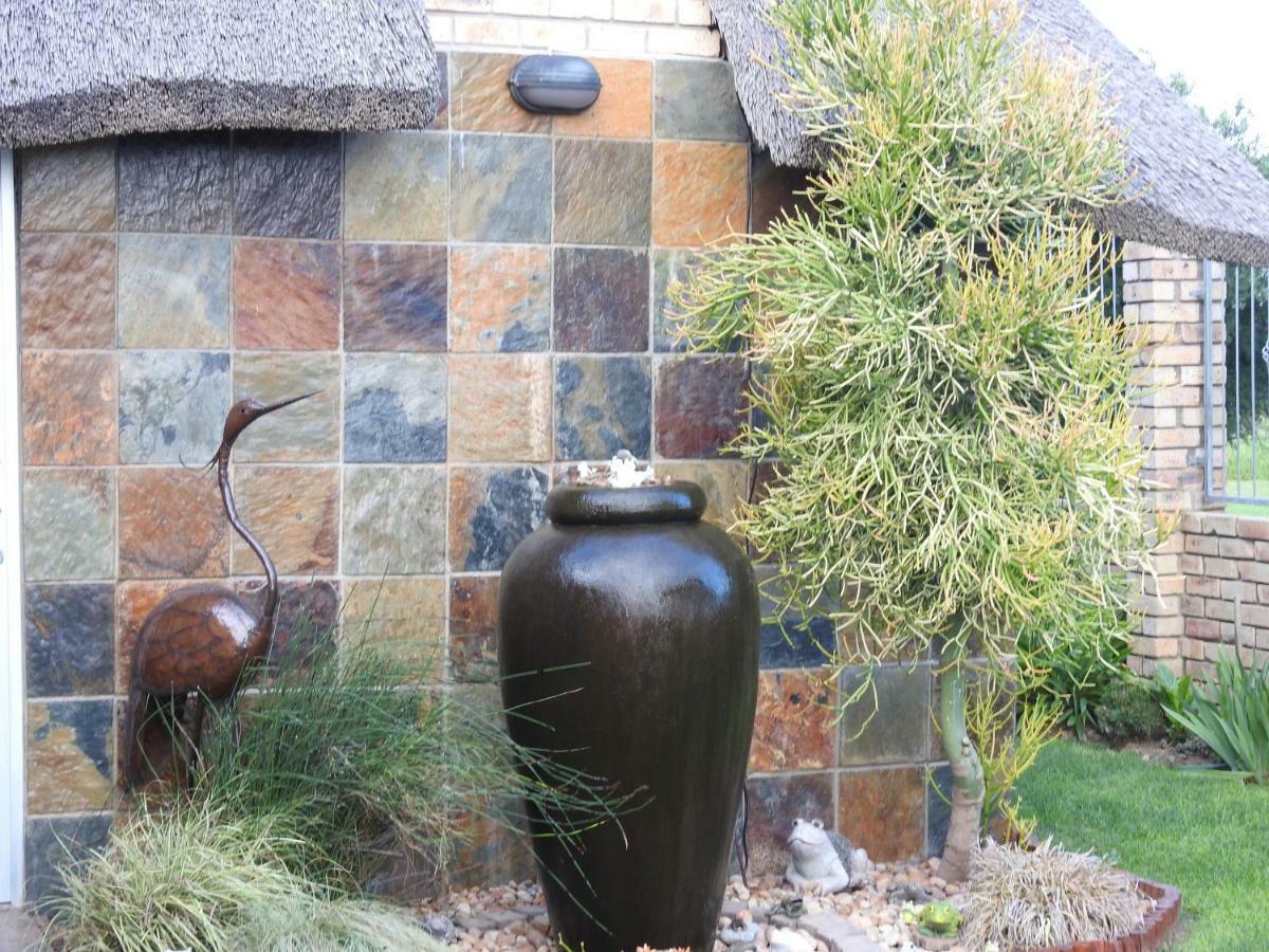 Settle Inn Self Catering Accommodation コルチェスター エクステリア 写真