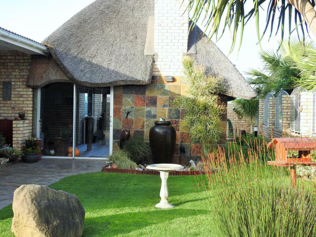 Settle Inn Self Catering Accommodation コルチェスター エクステリア 写真